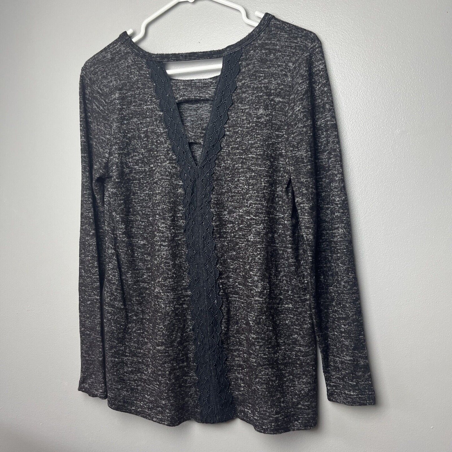 Bobeau Hacci Knit Top Size S Grey Criss Cross Back Lace Trim NWT